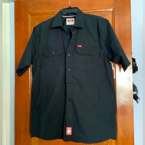Wrangler Other - Wrangler Men's Navy Short Sleeve Shirt